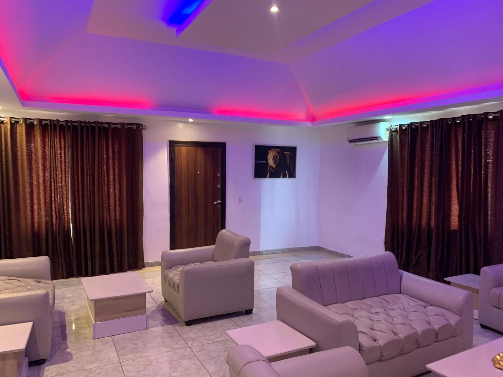Presken Hotels @ Victoria Island Apese Bagian luar foto