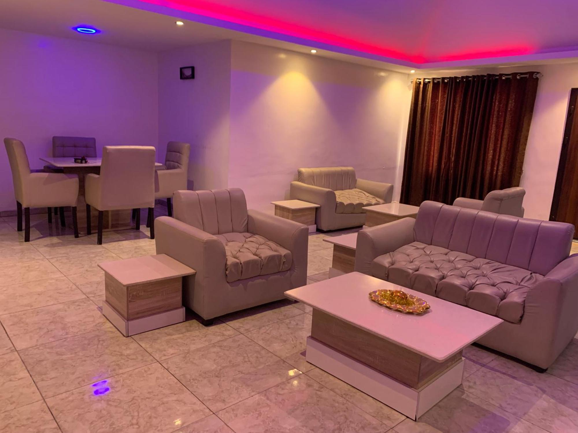 Presken Hotels @ Victoria Island Apese Bagian luar foto