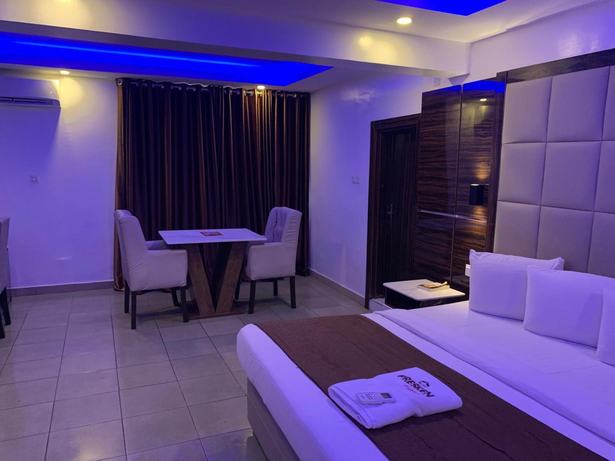 Presken Hotels @ Victoria Island Apese Bagian luar foto